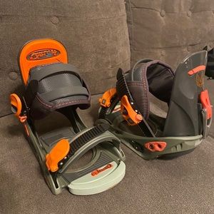 Burton snowboarding bindings ( small )